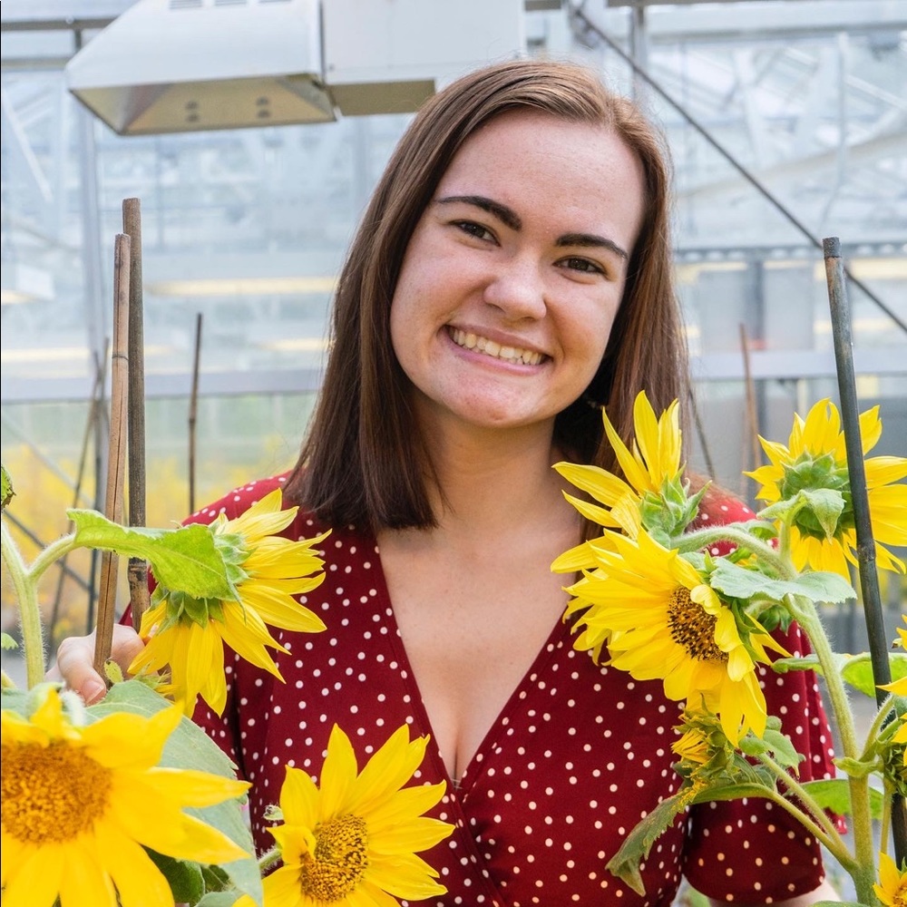 Meet your Posher, Natalie